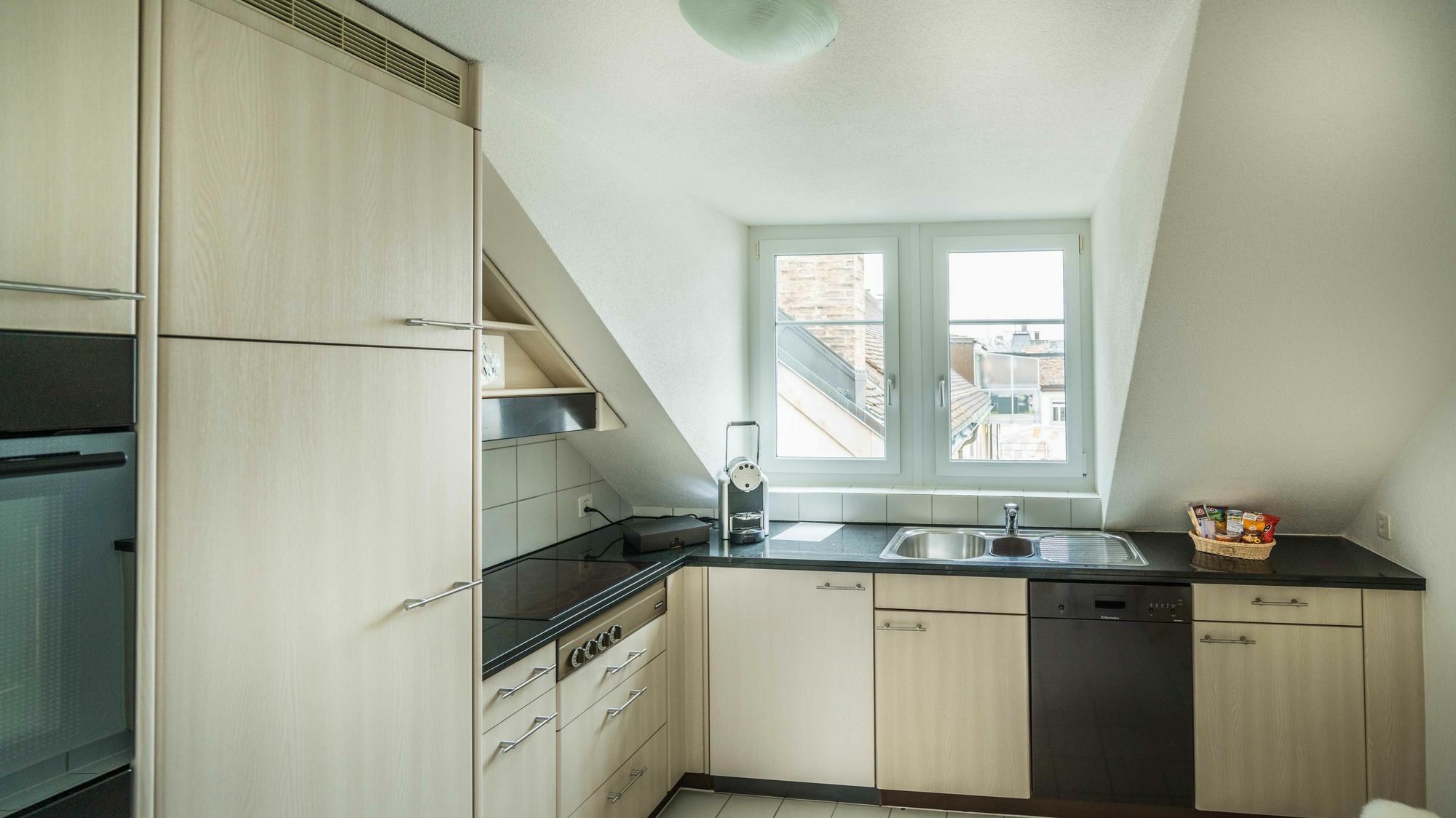Loewenplatz Apartment Near Station By Airhome Zürich Exterior foto