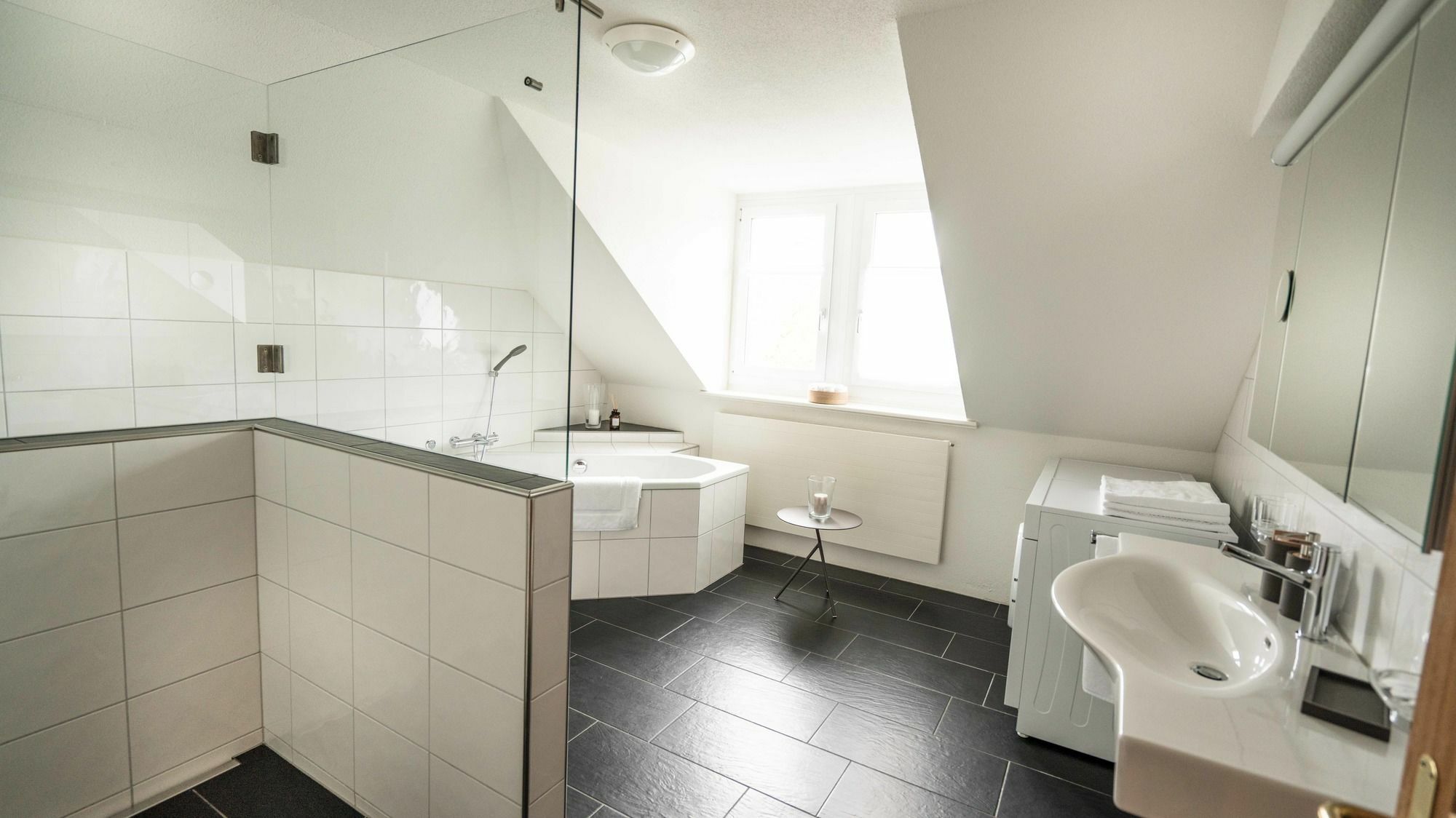 Loewenplatz Apartment Near Station By Airhome Zürich Exterior foto